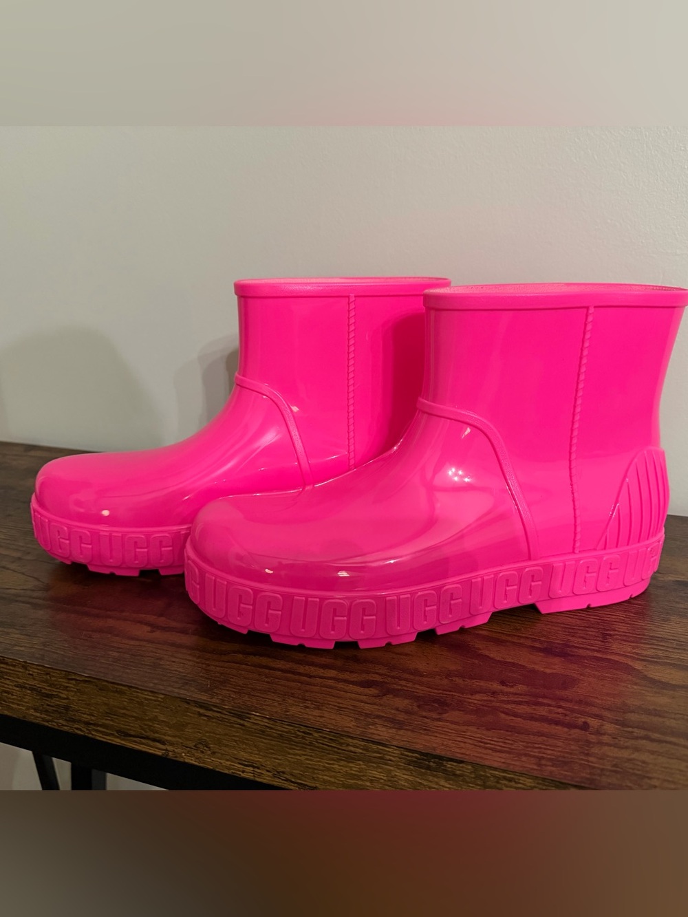 UGG Drizlita Taffy Pink Rain Boots - Picture 2 of 6